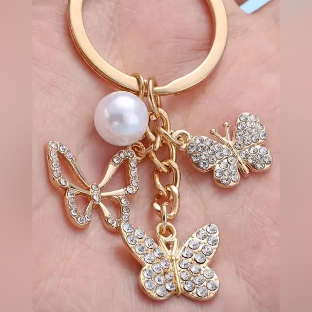 BAG CHARM Crystal Triple Butterfly Pearl Keychain NIP